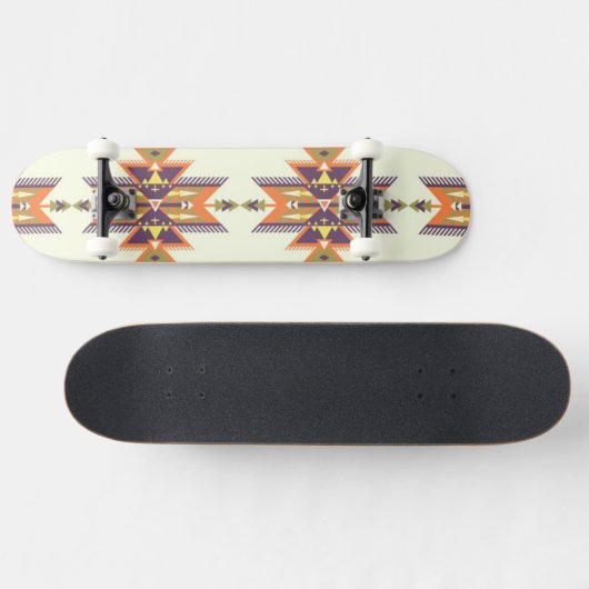 Buntes aztekisches Muster Skateboard (Horizontal)