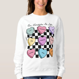 Buntes Candy-Valentinstag-Schwarzhaar-Sweatshirt Sweatshirt
