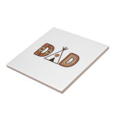 Buntes Dad-Tipi-Buchstaben-Shirt-Design_1 Fliese (Seite)