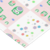 Buntes Eulen-Muster für Kinder Tischdecke (Schrägansicht)