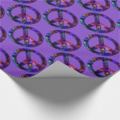 Buntes Friedenszeichen-Muster-lila Geschenkpapier (Ecke)
