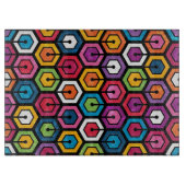 Buntes geometrisches Muster mit Hexagonen Schneidebrett (Vorderseite)
