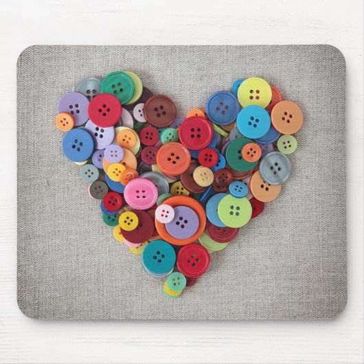Buntes Knopf-Herz Mousepad (Vorne)