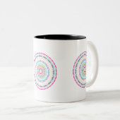 buntes Mandala Zweifarbige Tasse (VorderseiteRechts)