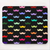 Buntes Regenbogen-Schnurrbartmuster auf Schwarzem Mousepad (Vorne)