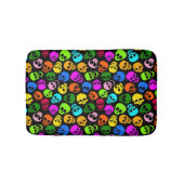 Buntes Schädelmuster im Schwarzen Badematte (Vorderseite)