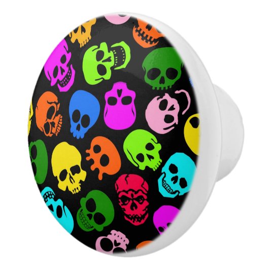 Buntes Schädelmuster im Schwarzen Keramikknauf (Rechts)