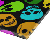 Buntes Schädelmuster im Schwarzen Schneidebrett (Ecke)