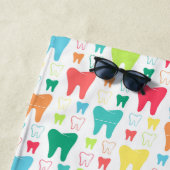 Buntes Zahn-Muster Strandtuch (Beispiel)