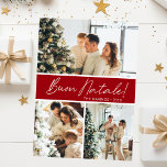 Buon Natale Foto Collage Feiertagskarte<br><div class="desc">Diese fantastische 3-Foto-Urlaubskarte mit "Buon Natale!" in einem modernen Script-Schriftart und Ihrem Familiennamen und Jahr in einem feinen,  klassischen Schriftart,  sowohl in Weiß als auch Rot mit einem passenden Rücken,  ist ideal für den Versand an Ihre Familie und Freunde. Jeder wird Liebe bekommen neue Fotos Ihrer Familie!</div>
