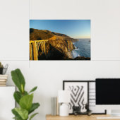 Bur Sur Küste und Brücke Poster (Heimbüro)