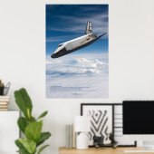 Buran Spaceplane Descending Through Clouds Poster (Heimbüro)