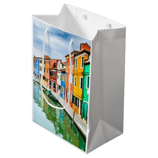 Burano, Italien Mittlere Geschenktüte (Vorderseite Schrägansicht)