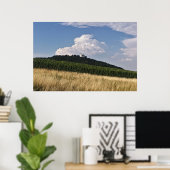 Burg auf einem Hügel Poster (Heimbüro)