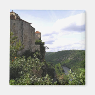Burg Bruniquel, Magnet