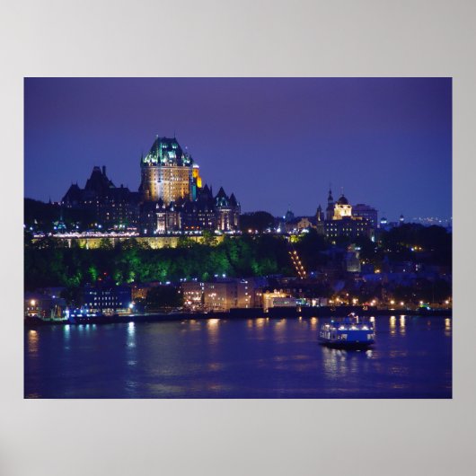 Burg Chateau Frontenac Poster (Vorne)
