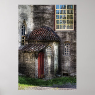 Burg - Die verborgene Tür im Hintergrund Poster