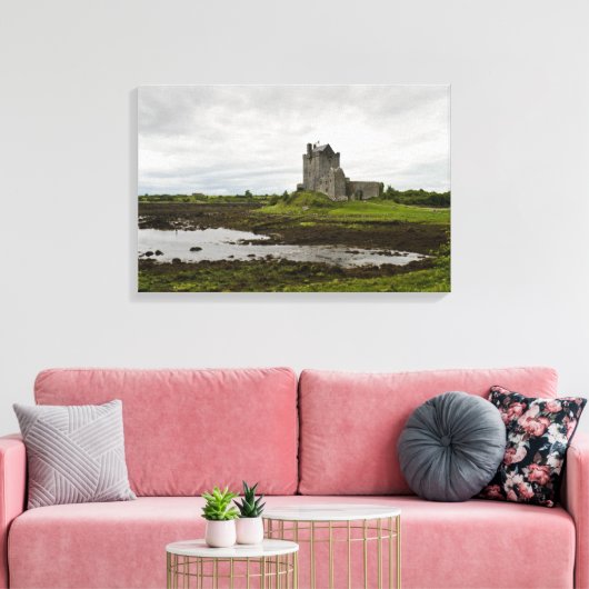 Burg Dunguaire, Irland Leinwand (Insitu (Wohnzimmer))