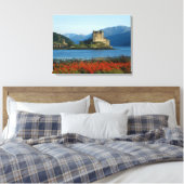 Burg Eilean Donan, Highlands, Schottland 3 Leinwanddruck (Insitu (Schlafzimmer))