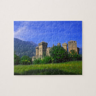 Burg Fenis bei den italienischen Alpen in Fenis, Puzzle