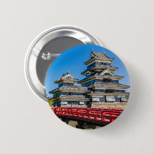 Burg Matsumoto und Brücke Button