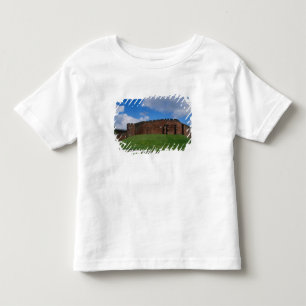 Burg mit Halbmondturm, Chester, Kleinkind T-shirt