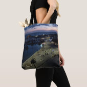 Burg Paphos und Hafen nachts, Zypern Tasche (Von Nahem)