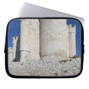Burg Penafiel, enthält Weinmuseum Laptopschutzhülle