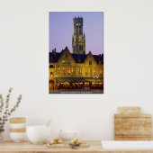 Burg Square und Belfry Tower, Brügge, Belgien Poster (Küche)