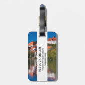 Burg und Abby am Fluss Gepäckanhänger (Rückseite vertikal)