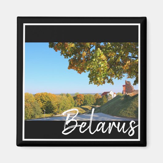 Burg von Belarus Navahrudak Magnet (Vorne)