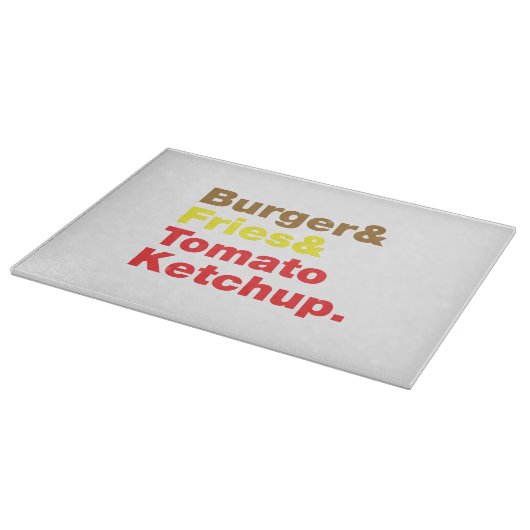 Burger & Fries & Tomato Ketchup. Schneidebrett (Ecke)