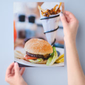 Burger und Pommes frites Flyer (Hand)