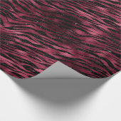 Burgund Black Zebra Print Imitats Glitzer Geschenkpapier (Ecke)