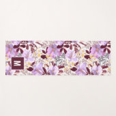 Burgund Blätter Lila Blumenmuster | Monogramm Yogamatte (Vorderseite (Horizontal))