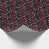 Burgund-Blume auf schwarz Geschenkpapier (Ecke)