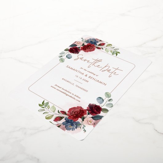 Burgund Blumengrün Save the Date Rose Gold Folieneinladung (Gedreht)