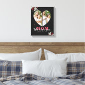Burgund Blumenherz Gestaltetes Geschenk für Mutter Leinwanddruck (Insitu (Schlafzimmer))