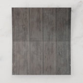 Burgund Blumenstrauß Rustikales Holz Platzkarte (Innenseite Aufgefaltet)