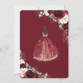 Burgund Blush Blume Arch Quinceanera Einladung (Rückseite)