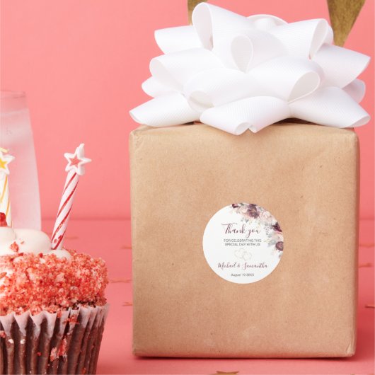 Burgund Blush Peony und Rose Hochzeit Runder Aufkleber (Party)