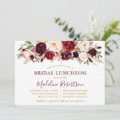 Burgund Burgund Floral Gold Bridal Luncheon Einladung (Stehend Vorderseite)
