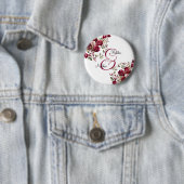 Burgund Floral Moderne Skripthochzeit Button (Beispiel)