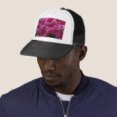 Burgund Geranium Truckerkappe (Beispiel)