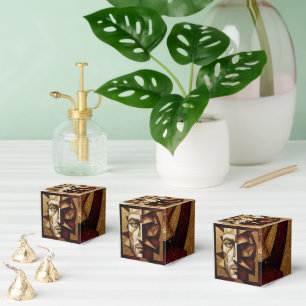 Burgund Gold Cubist Mann - Texturiertes Abstract  Geschenkschachtel