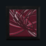 Burgund & Grau Abstrakte Ribbons Erinnerungskiste<br><div class="desc">Burgundy und grau Geschenkboxen mit einer abstrakten,  künstlerisch-bunten Farbbandkomposition in Bordeaux und Grau mit weißen Akzenten auf weinfarbenem Bordeaux.</div>