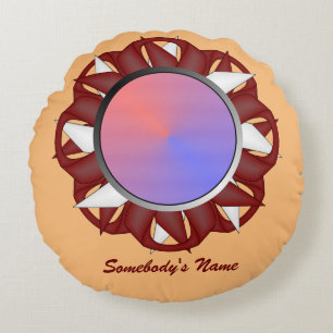 Burgund-Ivory Disk Ribbon von Kenneth Yoncich Rundes Kissen