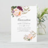 Burgund - Marsala und Peach Floral Quinceañera Einladung (Stehend Vorderseite)