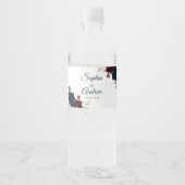 Burgund & Navy Blume Rustikale Holzhochzeit Wasserflaschenetikett (Vorderseite)