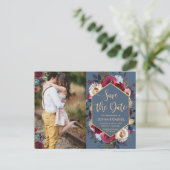 Burgund Navy Floral auf blauem Foto Ankündigungspostkarte (Stehend Vorderseite)